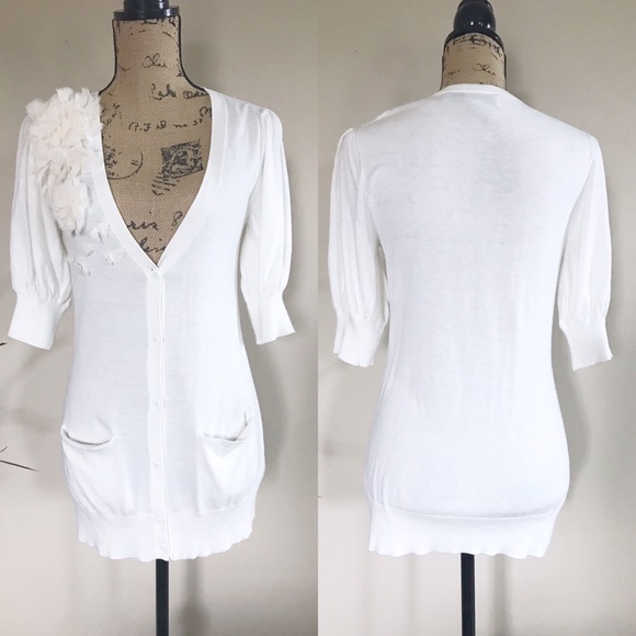 •Trina Turk• floral appliqué tunic sweater - Picture 7 of 7